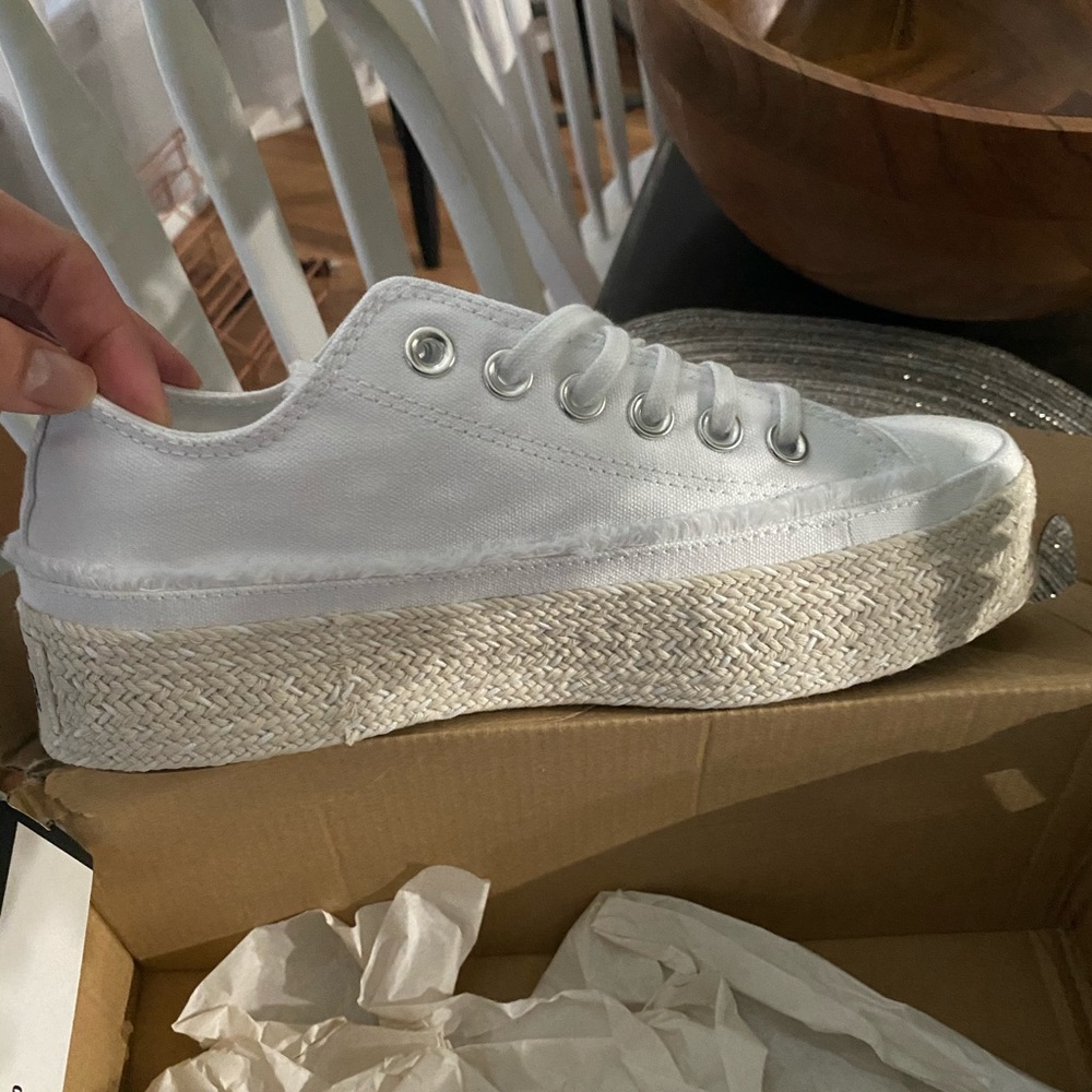 Brand new platform espadrilles converse